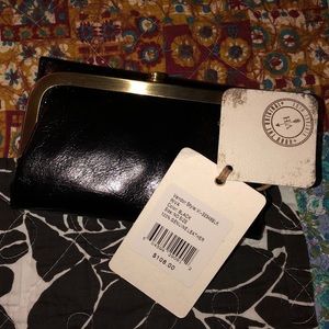 Hobo Riva wallet